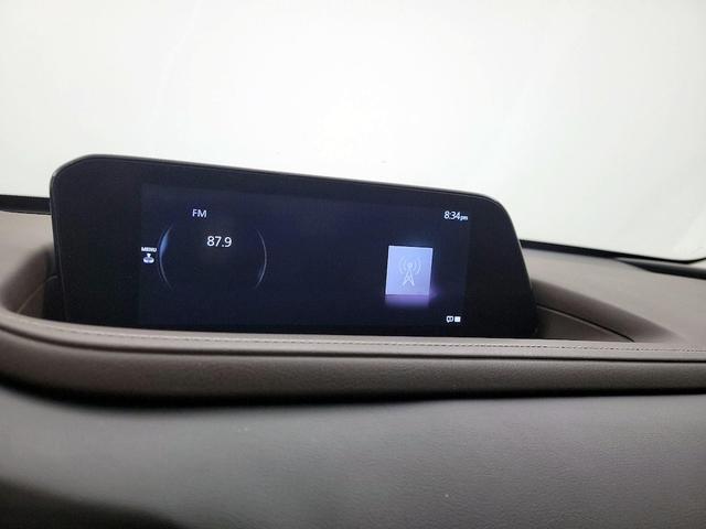 Photo of 2022 White Mazda CX-30