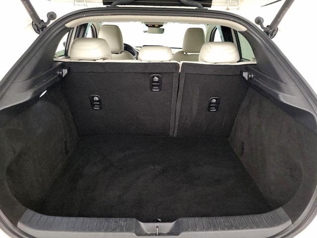 Photo of 2022 White Mazda CX-30