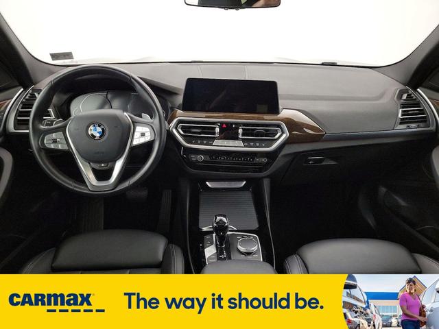 Photo of 2022 Gray BMW X3