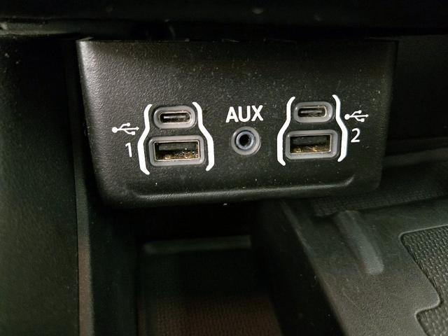Photo of 2023 Black Dodge Durango