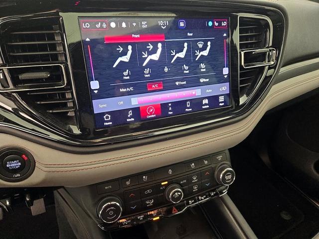 Photo of 2023 Black Dodge Durango
