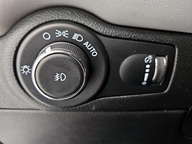 Photo of 2023 Black Dodge Durango