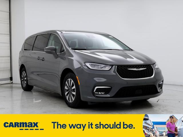 2022 Chrysler Pacifica Hybrid