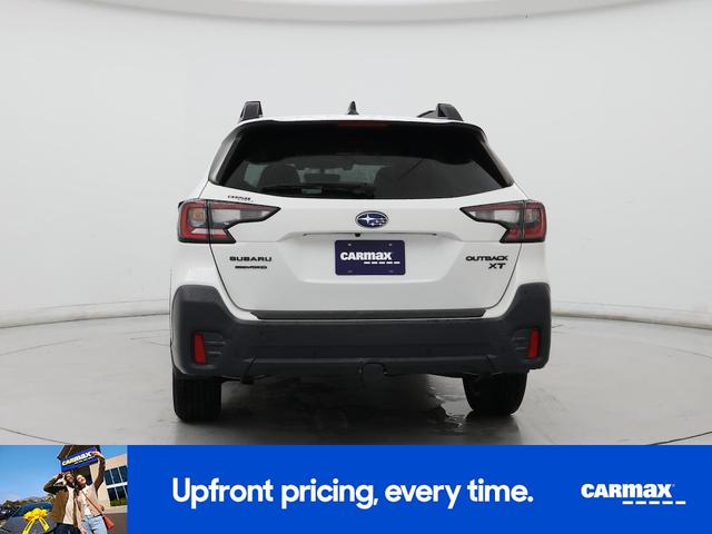 Photo of 2020 White Subaru Outback