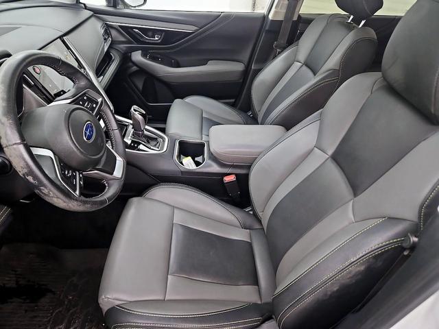 Photo of 2020 White Subaru Outback