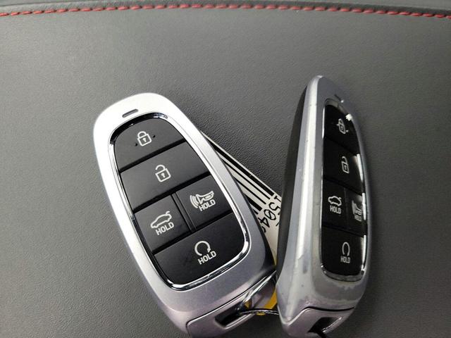 Photo of 2022 Gray Hyundai SONATA