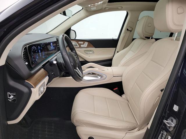 Photo of 2022 Blue Mercedes-Benz GLE 350