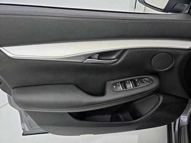 Photo of 2020 Gray INFINITI QX50