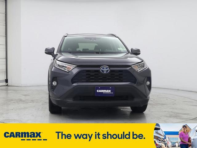 Photo of 2020 Gray Toyota RAV4 Hybrid
