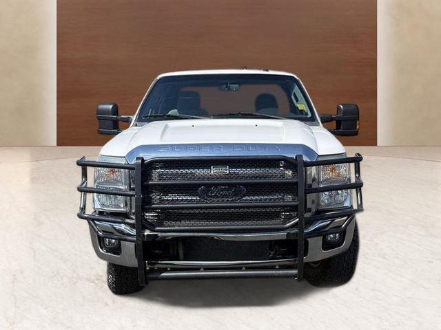 Photo of 2015 Oxford White Ford F-250