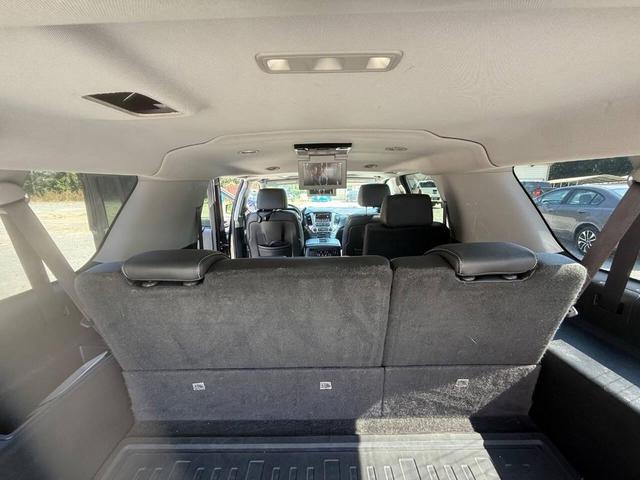 Photo of 2016 Onyx Black GMC Yukon XL