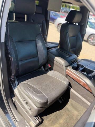 Photo of 2016 Onyx Black GMC Yukon XL
