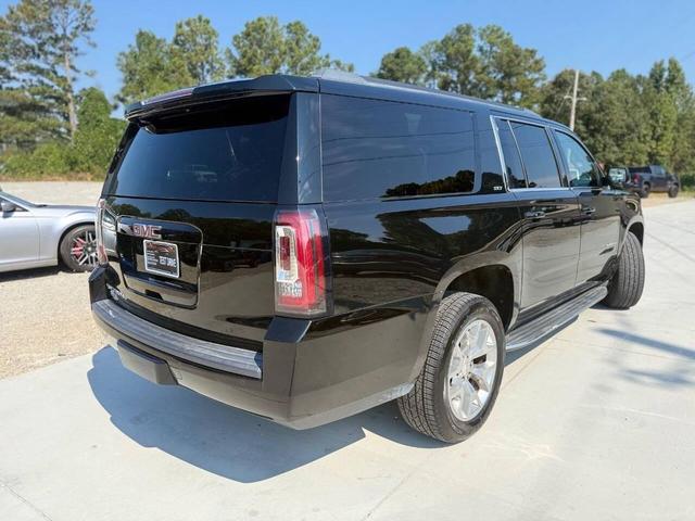 Photo of 2016 Onyx Black GMC Yukon XL