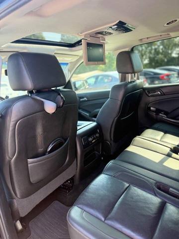 Photo of 2016 Onyx Black GMC Yukon XL