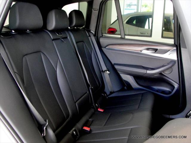 Photo of 2021 Mineral White Metallic BMW X3
