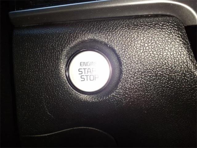 Photo of 2024 Ebony Black Kia Sorento