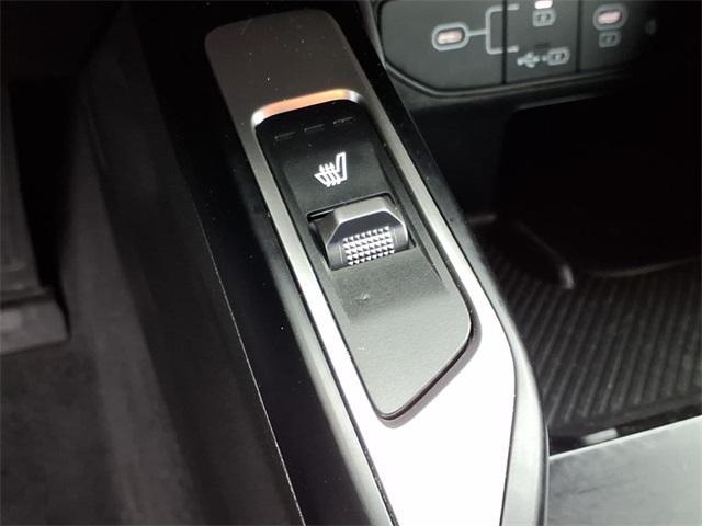Photo of 2024 Ebony Black Kia Sorento