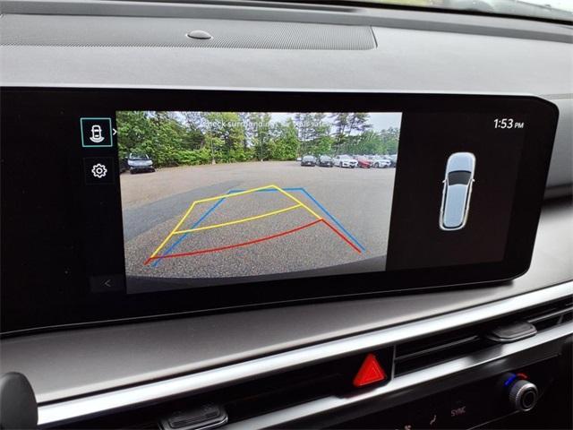Photo of 2024 Ebony Black Kia Sorento