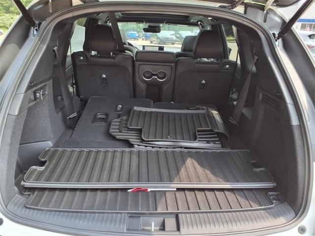 Photo of 2026 White Acura MDX