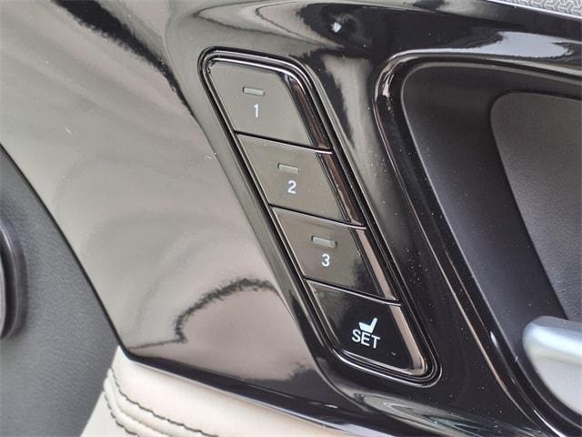 Photo of 2026 Liquid Carbon Metallic Acura MDX