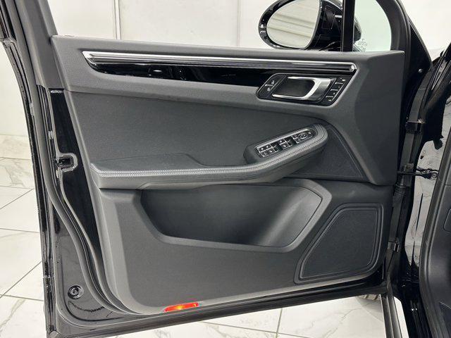 Photo of 2024 Black Porsche Macan