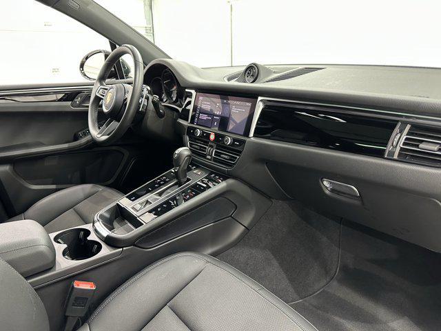 Photo of 2024 Black Porsche Macan