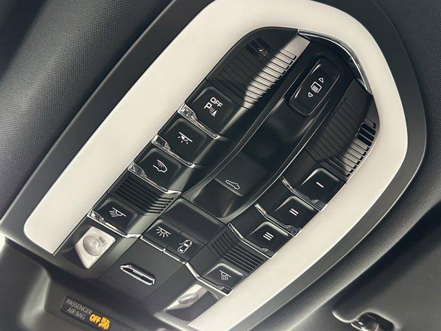 Photo of 2024 Black Porsche Macan