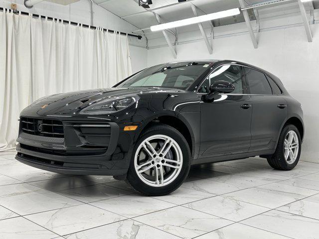 Photo of 2024 Black Porsche Macan