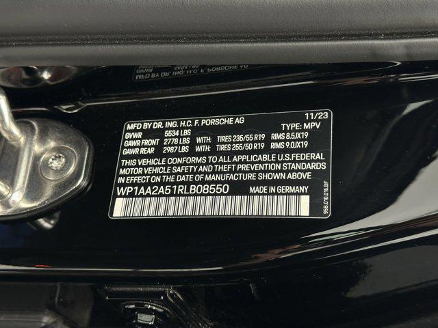 Photo of 2024 Black Porsche Macan