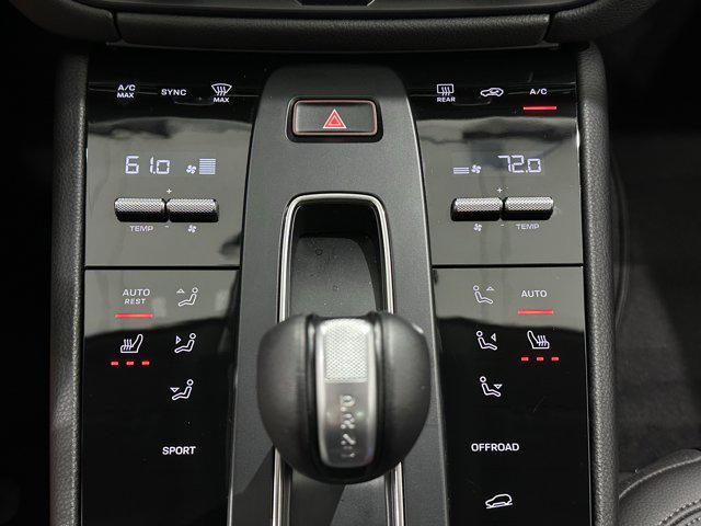 Photo of 2024 Black Porsche Macan