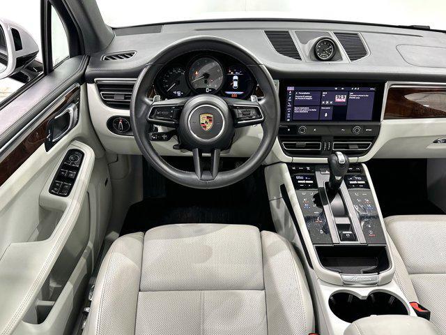 Photo of 2022 Carrara White Metallic Porsche Macan