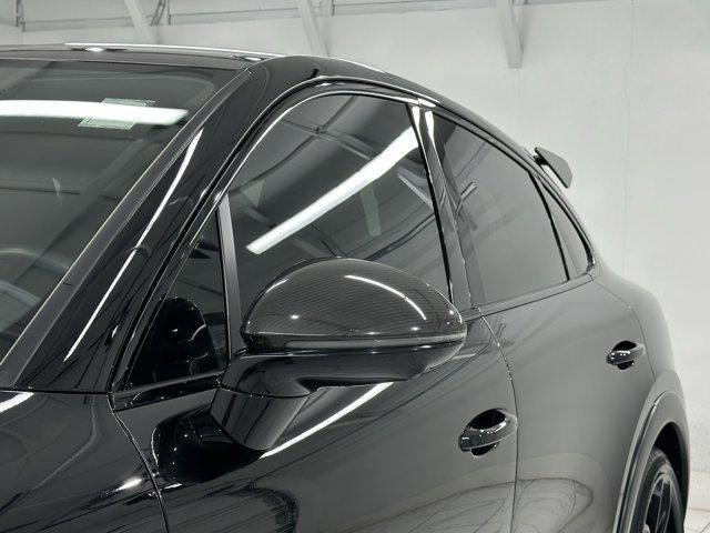 Photo of 2023 Black Porsche Cayenne