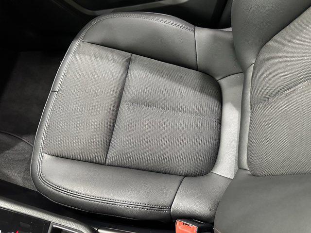 Photo of 2024 Black Porsche Macan