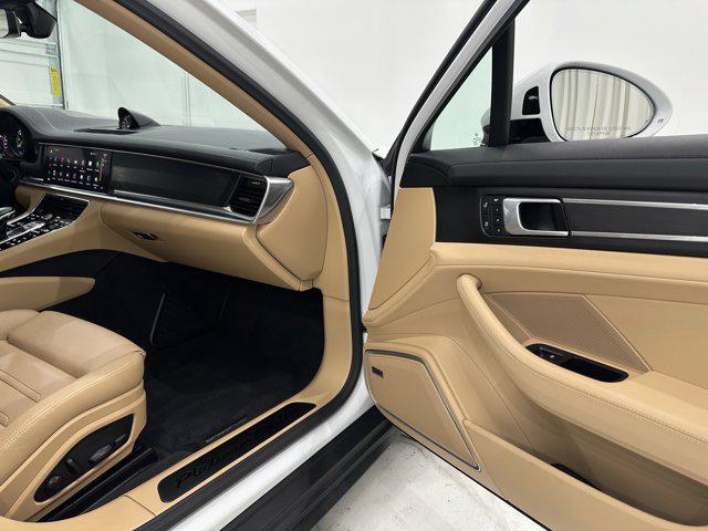Photo of 2023 Carrara White Metallic Porsche Panamera