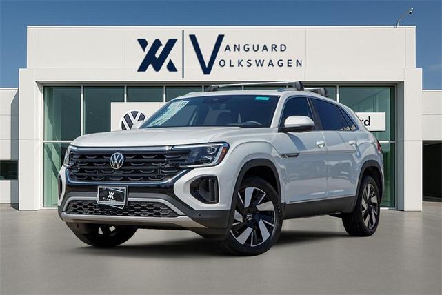 Photo of 2025 Opal White Pearl Effect Volkswagen Atlas Cross Sport