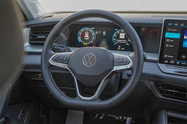 Photo of 2025 Pure White Volkswagen Tiguan