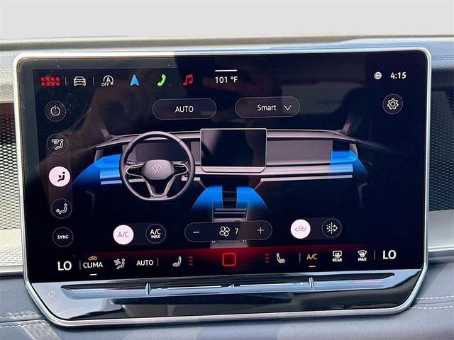 Photo of 2025 Deep Black Pearl Effect Volkswagen Tiguan