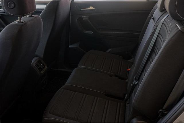 Photo of 2024 Pyrite Silver Metallic Volkswagen Tiguan