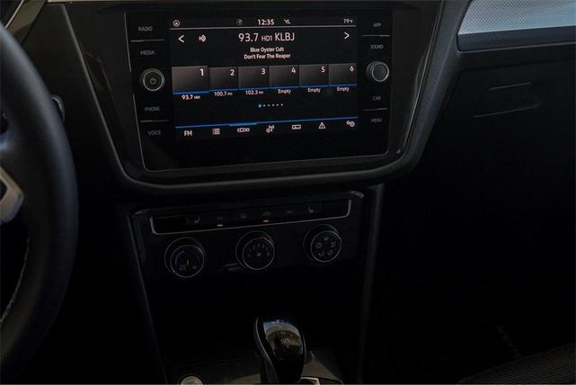 Photo of 2024 Pyrite Silver Metallic Volkswagen Tiguan