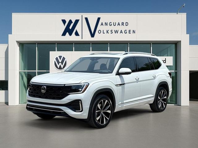Photo of 2025 Opal White Pearl Effect Volkswagen Atlas