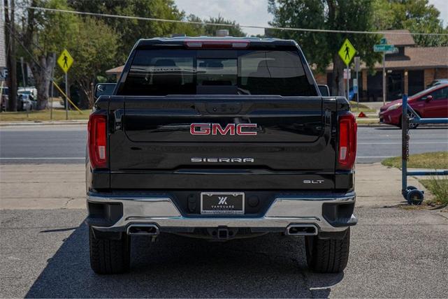 Photo of 2024 Onyx Black GMC Sierra 1500