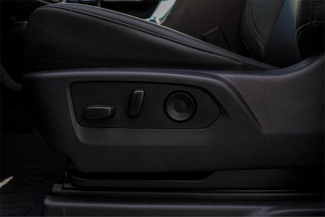 Photo of 2024 Onyx Black GMC Sierra 1500
