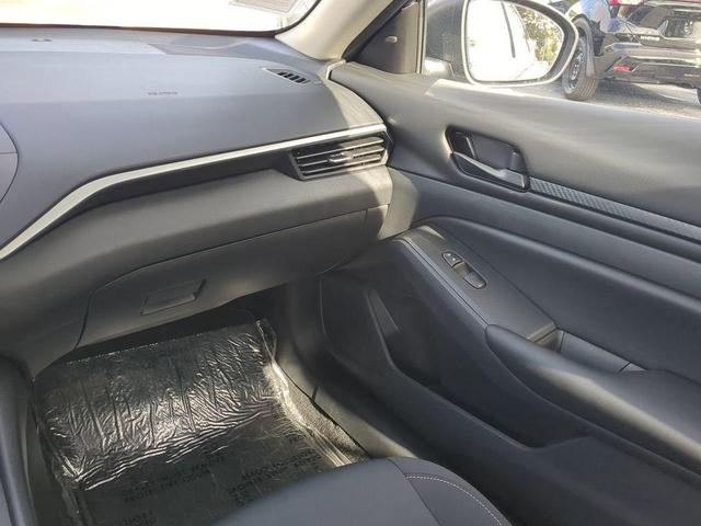 Photo of 2024 Gun Metallic Nissan Altima