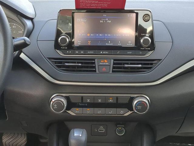 Photo of 2024 Gun Metallic Nissan Altima