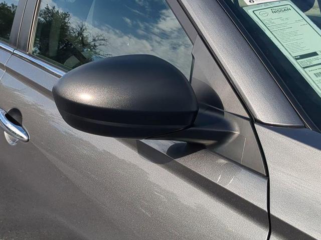 Photo of 2024 Gun Metallic Nissan Altima