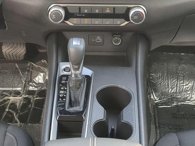 Photo of 2024 Gun Metallic Nissan Altima