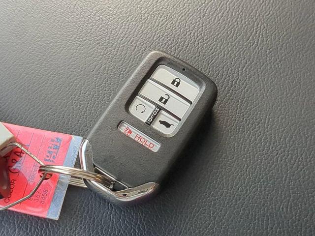 Photo of 2020 Gray Honda CR-V