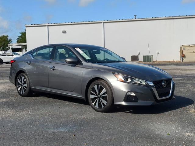 Photo of 2019 Gun Metallic Nissan Altima