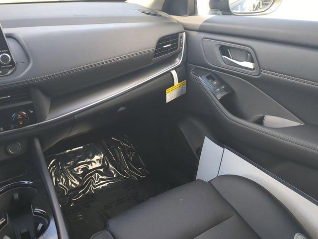 Photo of 2026 Deep Ocean Blue Pearl Nissan Rogue