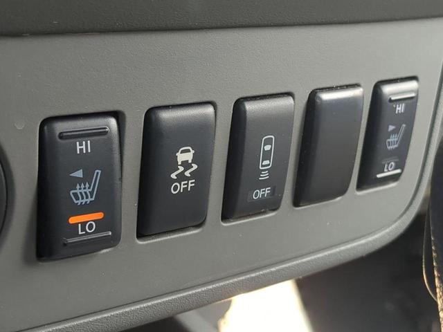 Photo of 2021 Magnetic Black Pearl Nissan Frontier